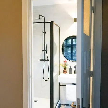 酒店 La Vida 提耳堡